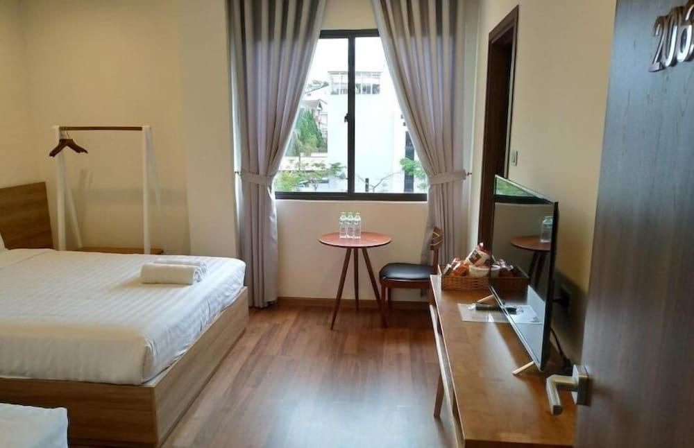 Ivy Hotel Dalat Экстерьер фото