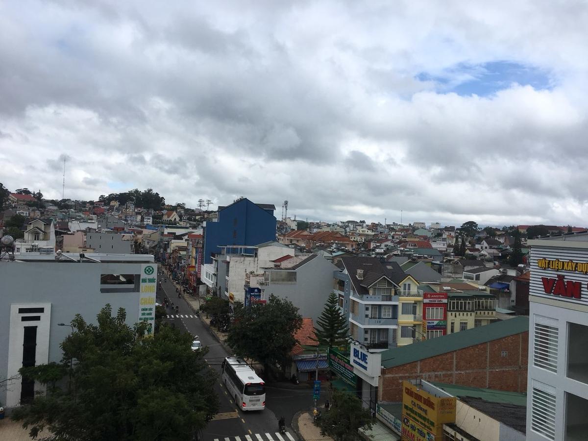 Ivy Hotel Dalat Экстерьер фото